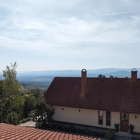 Hosszuhegyi * Pilisszanto